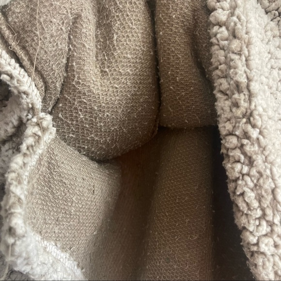 Pullover Jacket - Picture 2 of 6